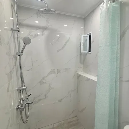 Velar * Peraia (Thessaloniki)