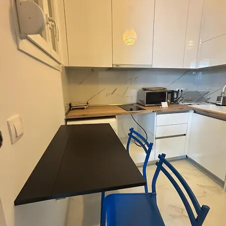 Velar * Peraia (Thessaloniki)